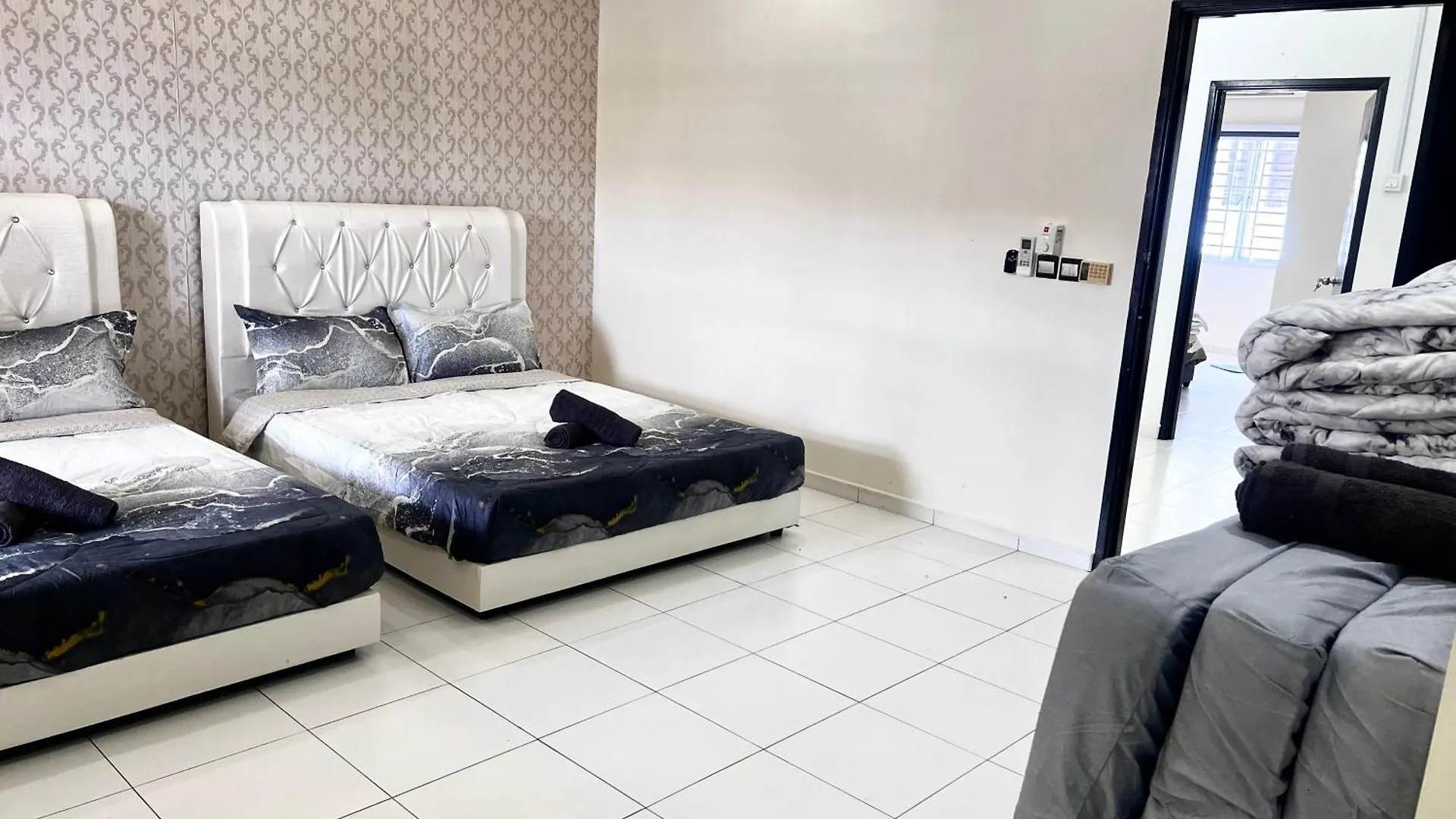 Holiday home Lovely Homestay Setia Indah 911 Johor Bahru